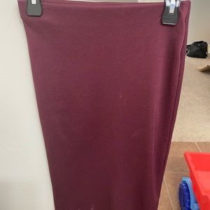Maroon pencil skirt